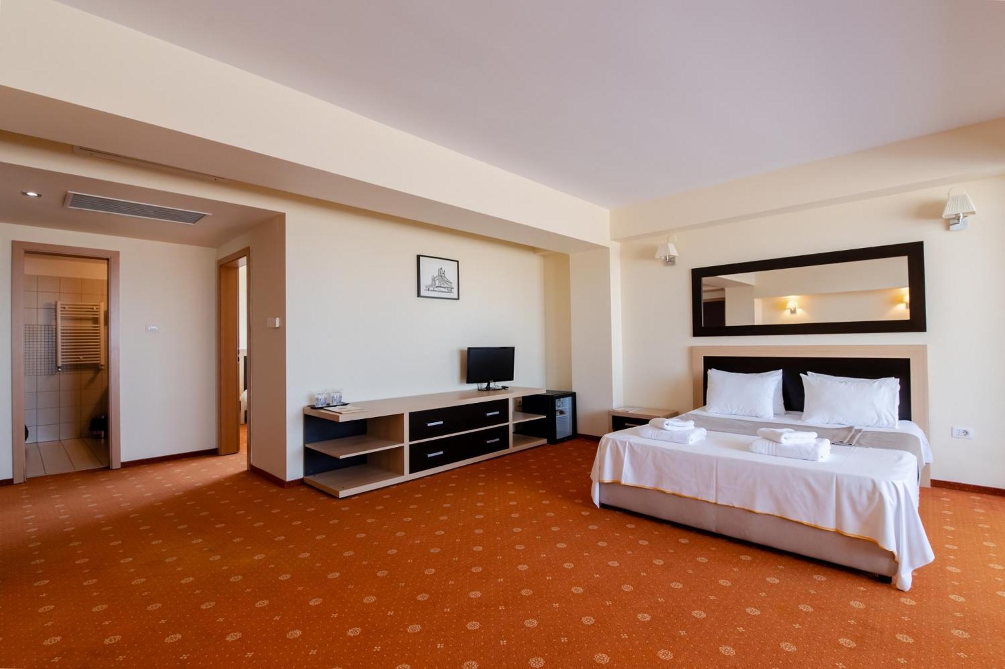 Hotel Oxford By Timhotels Timişoara Exterior foto