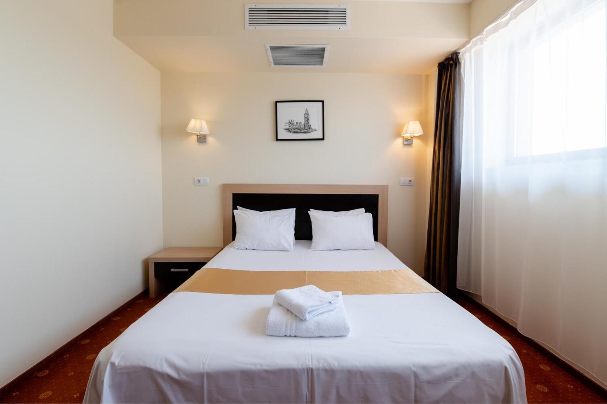 Hotel Oxford By Timhotels Timişoara Exterior foto